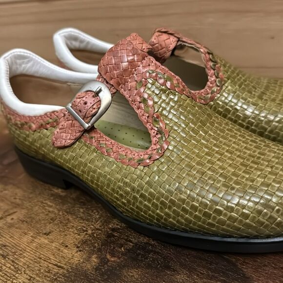 Aerogreen Size 7 Green & Orange Mary Jane Golfing Loafers - Picture 5 of 10